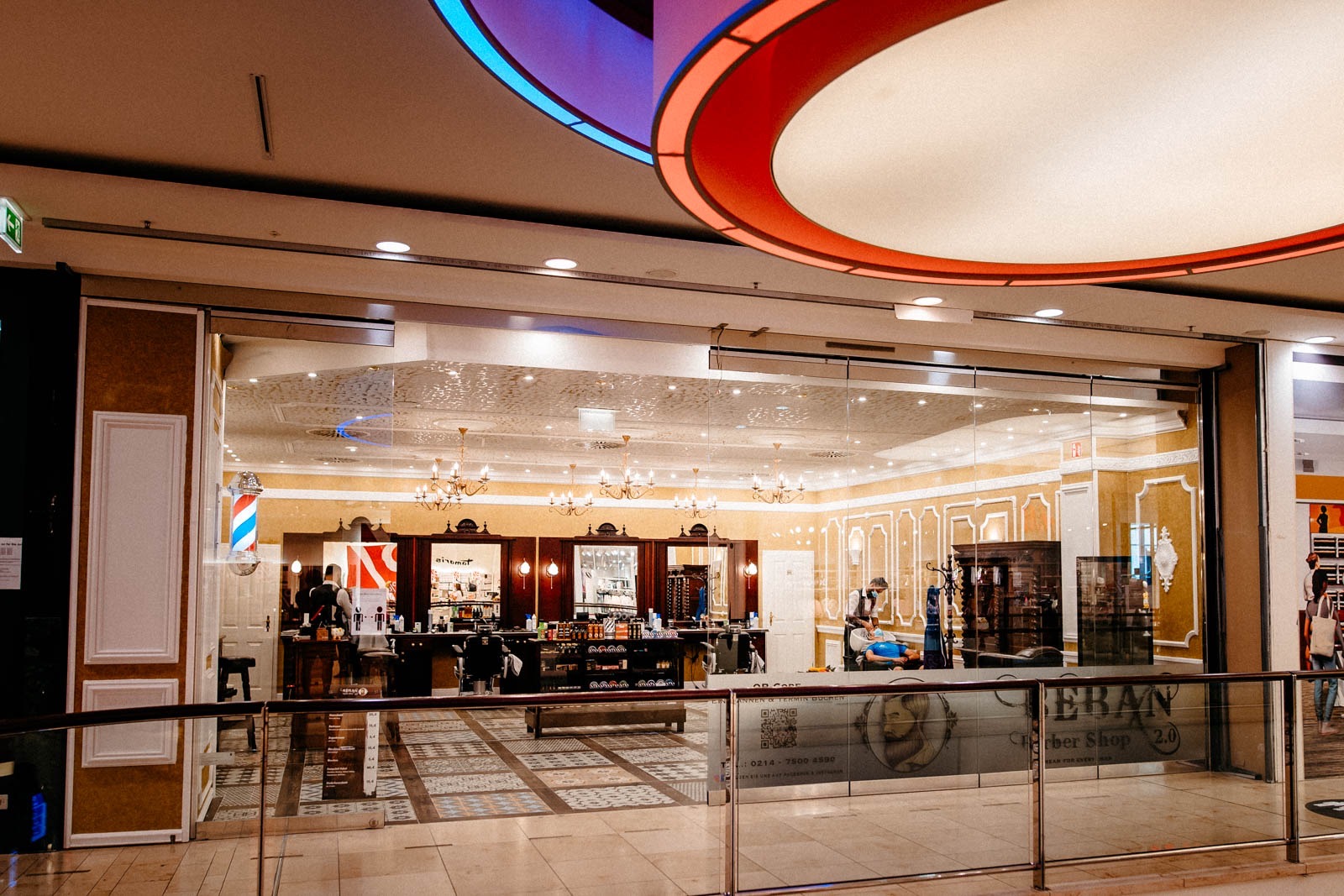 Shop-Eingang im Einkaufszentrum